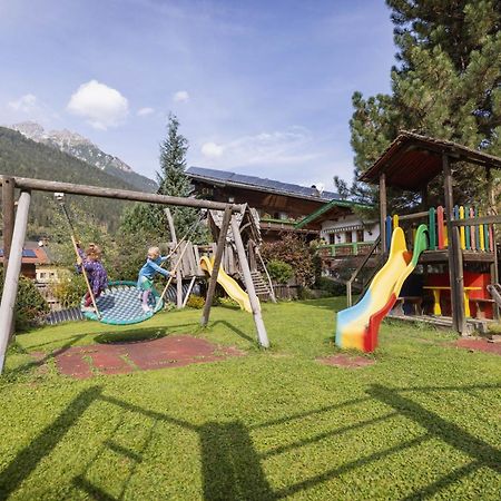 Familien- & Vitalhotel Auenhof Fulpmes Exteriér fotografie