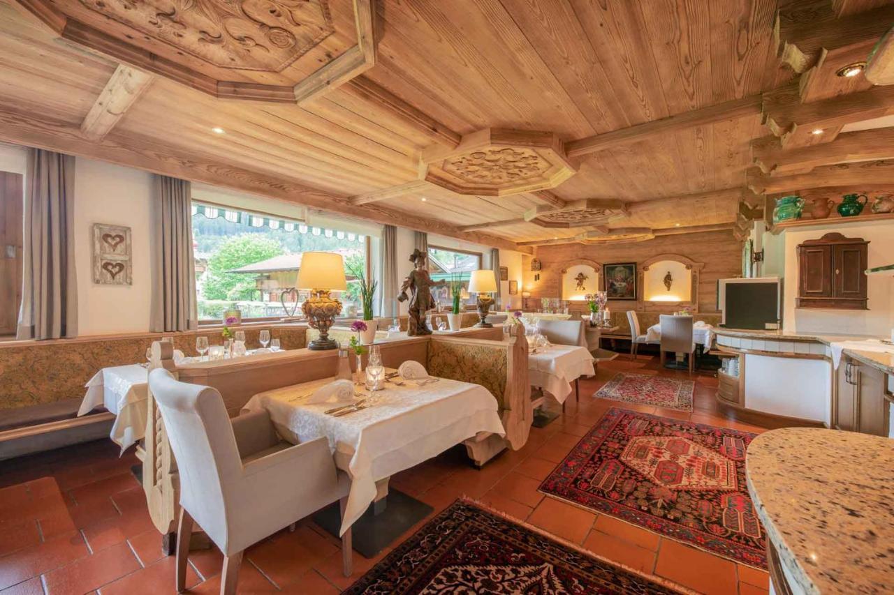Familien- & Vitalhotel Auenhof Fulpmes Exteriér fotografie