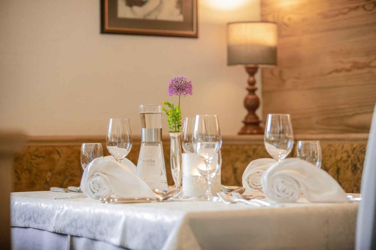 Familien- & Vitalhotel Auenhof Fulpmes Exteriér fotografie