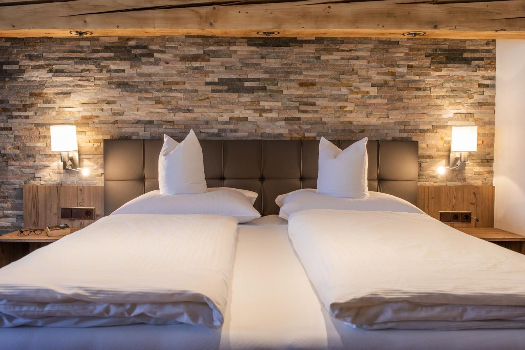 Familien- & Vitalhotel Auenhof Fulpmes Exteriér fotografie