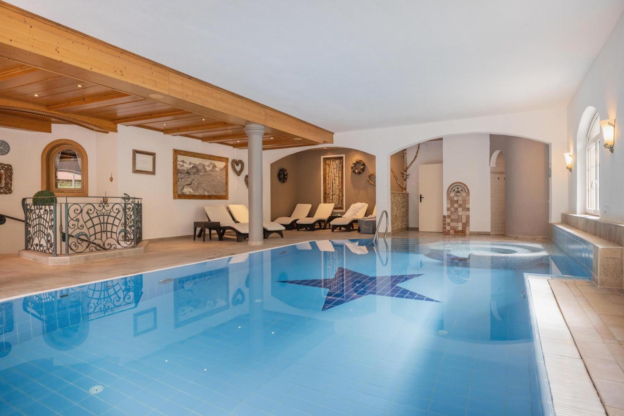 Familien- & Vitalhotel Auenhof Fulpmes Exteriér fotografie